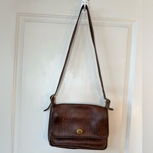 Vintage Coach Legacy Flap Turnlock Adjustable Crossbody Brown Leather Bag